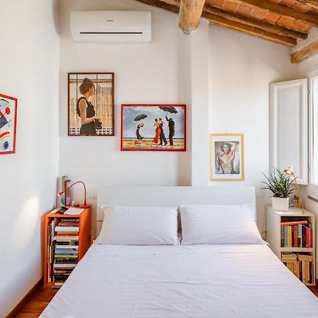 Piazza Dei Cavalieri Orange Attic Apartment Pisa Dış mekan fotoğraf