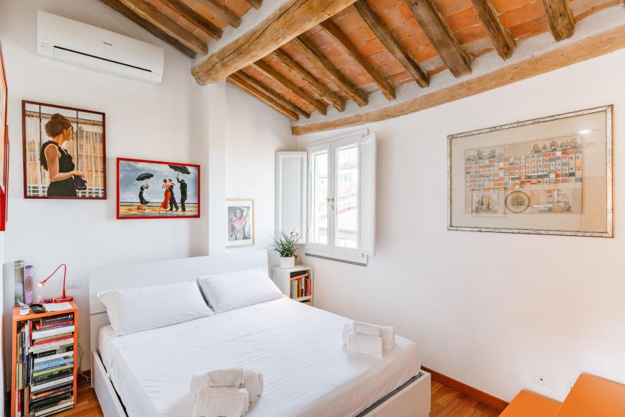 Piazza Dei Cavalieri Orange Attic Apartment Pisa Dış mekan fotoğraf